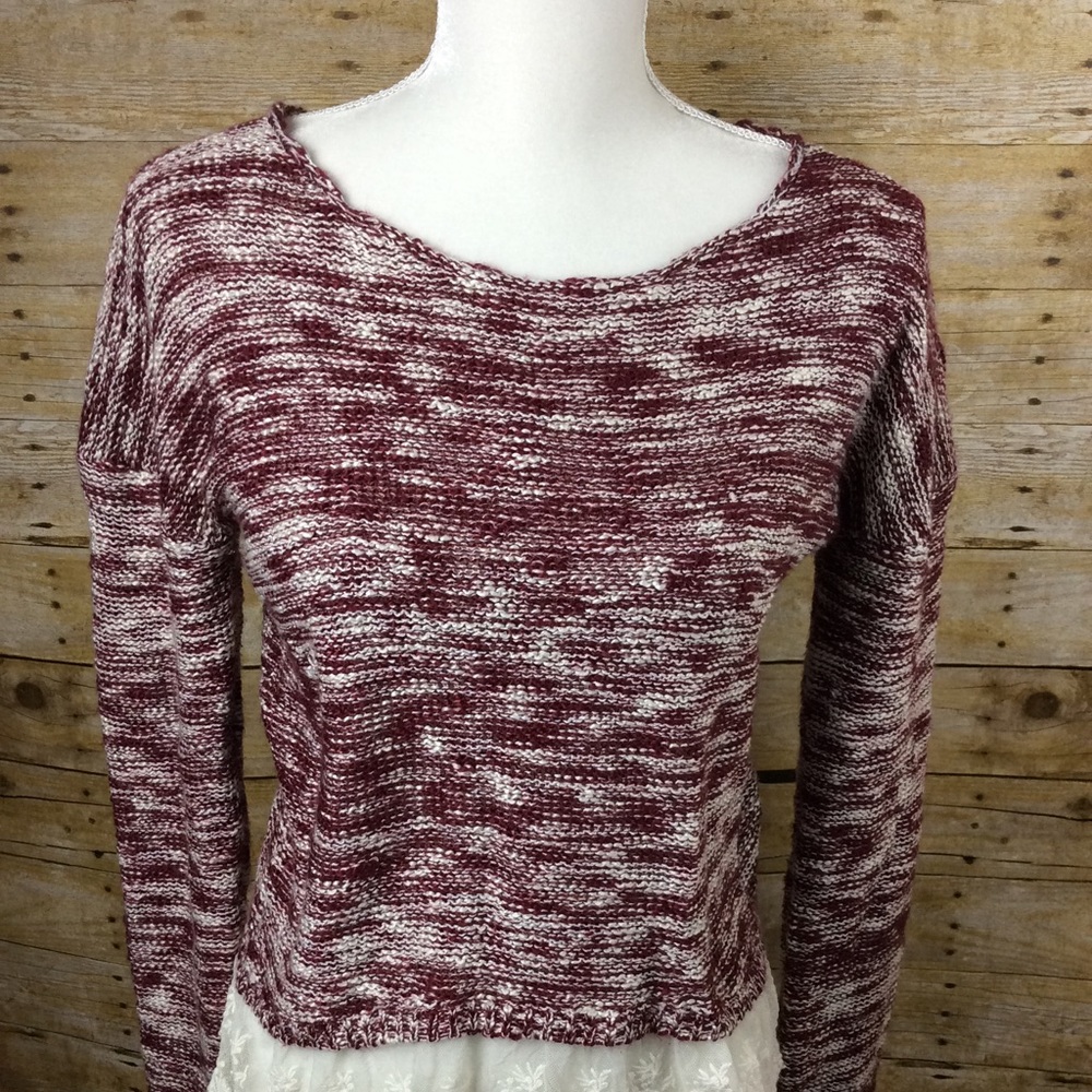 Rewind red blouse sweater size S